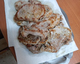 Foto del paso 4 de la receta: Solomillo a la plancha con papas fritas y ensalada