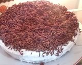 Foto langkah ke 8 dari resep Kue ulangtahun coklat.