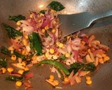 A picture of step 4 of Rawa Upma.