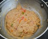A picture of step 4 of Daliya upma.