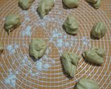 Foto langkah ke 2 dari resep Donat Kepang.