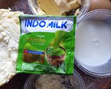 Foto langkah ke 1 dari resep Fried Toast Egg Matcha.