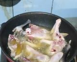 Foto langkah ke 2 dari resep Ayam Goreng Mentega.