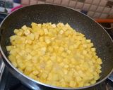 A picture of step 7 of Paneer tossedwith sugar syrup.