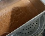 Foto langkah ke 6 dari resep Dalgona Steamed Cake a la Kitchen of Olive's.