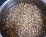 A picture of step 1 of Zanzannit Maharashtrian Kulith Usali.