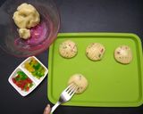 A picture of step 5 of Tutti Frutti and Black Cumin Cookies.
