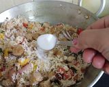 A picture of step 4 of Soyabean tricolor capsicum pulav.