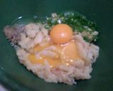 Foto langkah ke 2 dari resep Berkedel Kentang Ca'em.