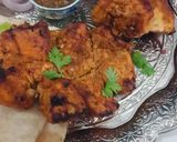 A picture of step 5 of Chicken tikka with puri.
