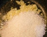 Foto langkah ke 3 dari resep Risotto Stroberi Italia (Risotto alle Fragole).