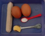 Foto langkah ke 1 dari resep Telur Gulung Sosis.