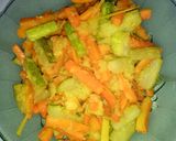 Foto langkah ke 6 dari resep Acar wortel timun.