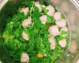 Hình bước làm 3 của món Canh cải xanh nấu mọc (giò sống)