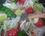 Foto del paso 6 de la receta: Verduras en escabeche🫑🍅🧅🥕