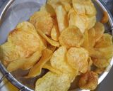 Foto langkah ke 9 dari resep Potato Chips (Keripik Kentang Renyah).