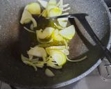 Foto langkah ke 2 dari resep Mie Goreng Basah.