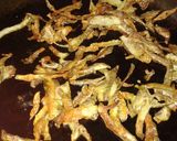 Foto del paso 3 de la receta: Chips de cáscara de papa : NO las tireeeesss!