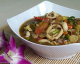Foto langkah ke 5 dari resep Oseng Cumi Pedas Saos Tiram.