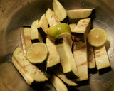 Foto del paso 7 de la receta: Estofado de okras, mini calabacines y berenjenas
