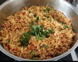 A picture of step 4 of Puffed rice upma.