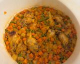 Foto del paso 4 de la receta: Alitas de pollo a la jardinera express