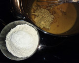 Foto del paso 5 de la receta: Bizcocho Glaseado de Nueces y Café