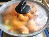 Gambas salteadas en aceite de oliva, ajo y sal del Himalaya