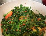 Foto langkah ke 3 dari resep #11 Tumis Kangkung Pedas.