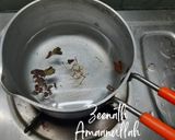 A picture of step 1 of Kashmiri Kahwa.