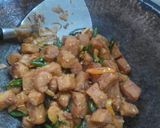 Foto langkah ke 5 dari resep Oseng-Oseng Gembus Lombok Ijo.