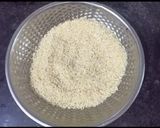 A picture of step 1 of Veg Schezwan Fried Rice.