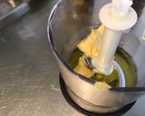 Une image de l'étape 2 de Sauce salade express épicée à l'abricot.