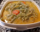 Foto del paso 5 de la receta: Cintas de espinacas con caldo de guisado pollo día anterior