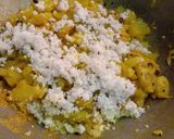 A picture of step 6 of Bottle gourd dish.