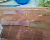 Une image de l'étape 3 de Corolles de concombre au fromage frais et jambon.