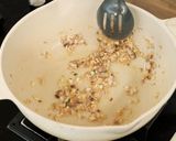 Foto langkah ke 3 dari resep Nasi Goreng Cabai Ijo Ikan Asin Devina Hermawan.
