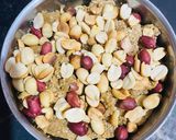तिल मूंगफली की चिक्की(Til moongfali ki chikki recipe in Hindi) रेसिपी चरण 4 फोटो