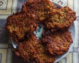 2007. Cukkinis sárgarépás tócsni😋 recept fázis 2 fotója