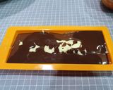 Foto del paso 7 de la receta: Turrón Crujiente Tres Chocolates