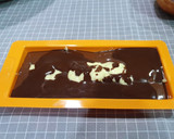 Foto del paso 7 de la receta: Turrón Crujiente Tres Chocolates