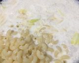 Foto langkah ke 2 dari resep Macaroni Spinach Casserol.