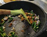Foto langkah ke 3 dari resep Oseng Teri Cabe Hijau.
