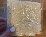 A picture of step 1 of Yakisoba noodles with starchy sauce.
