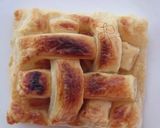 A picture of step 3 of Apple Puff Pastry.