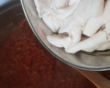 Foto del paso 8 de la receta: Manitas de cordero guisadas con patatas en olla rápida