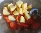 Foto langkah ke 3 dari resep Sop Paha Ayam Fillet.
