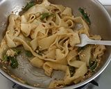 A picture of step 5 of Homemade capsicum Fattuccine pasta.