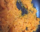 A picture of step 3 of Gajar ka Halwa / carrot halwa.