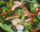 Une image de l'étape 6 de Ramyeon poulet et brocoli.